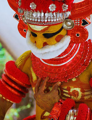 Sree Muthappan Theyya Concept :: Parassini Sree Muthappan Madappura Sree Muthappan Theyya Concept :: Parassini Sree Muthappan Madappura